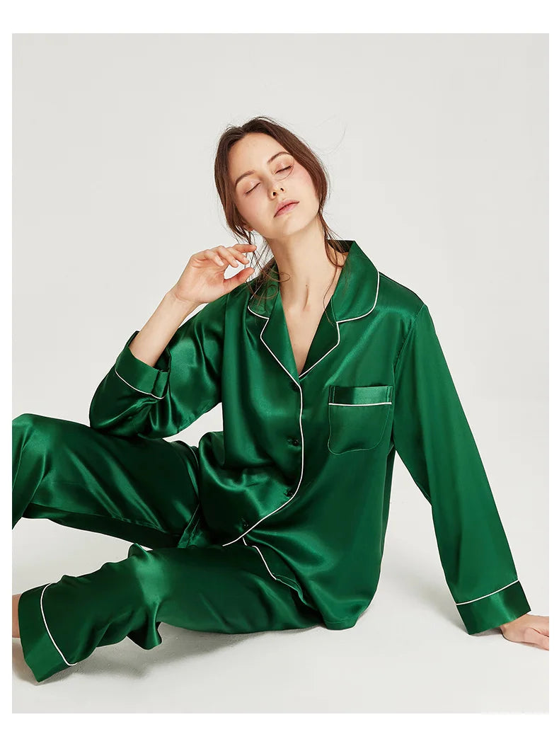 Cozy Attire Emerald Dream Silk Pajama Set in Luxe Green